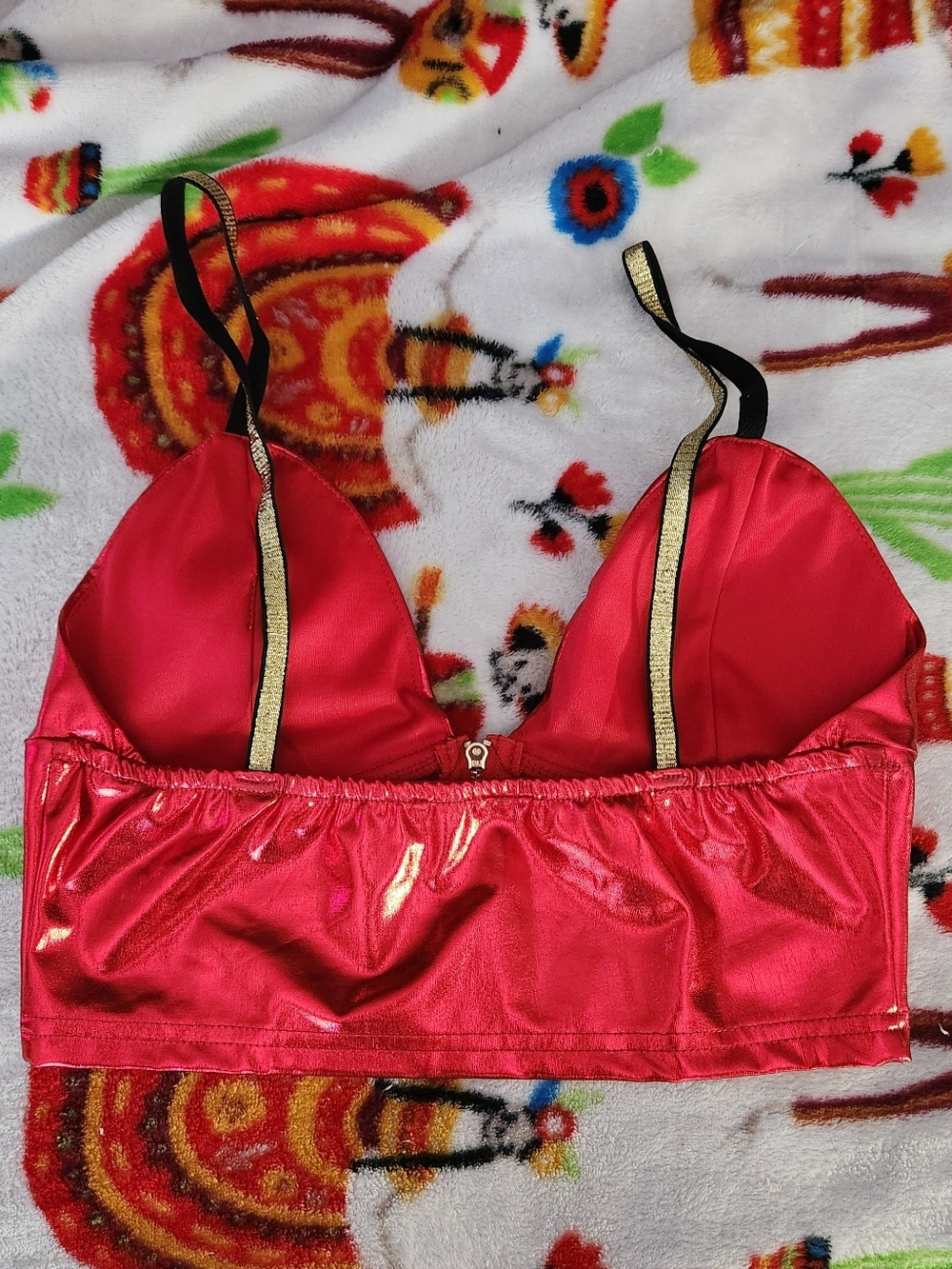 Daisy Metallic Red Zip-Front Crop Top - Picture 2 of 6